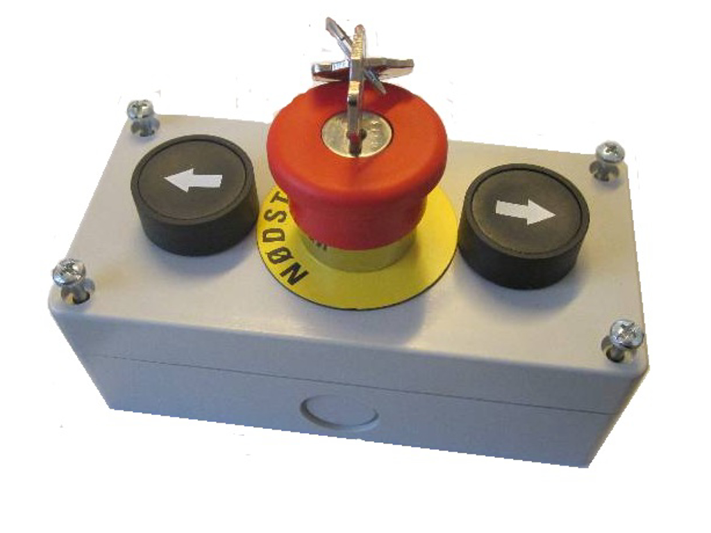 Trykknapkasse med nødstop for nøgle